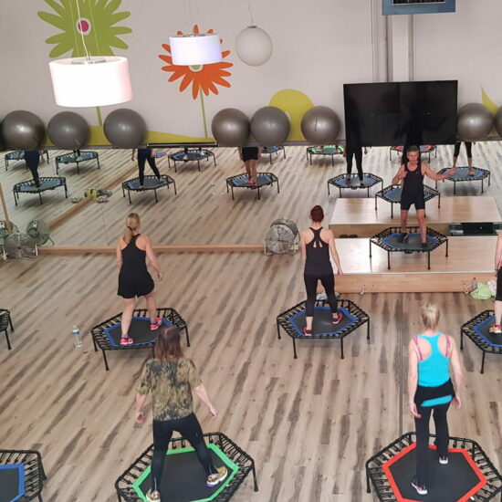Mini Trampoline — cours de sport collectif à Nancy (Maxéville) — WAF Forme